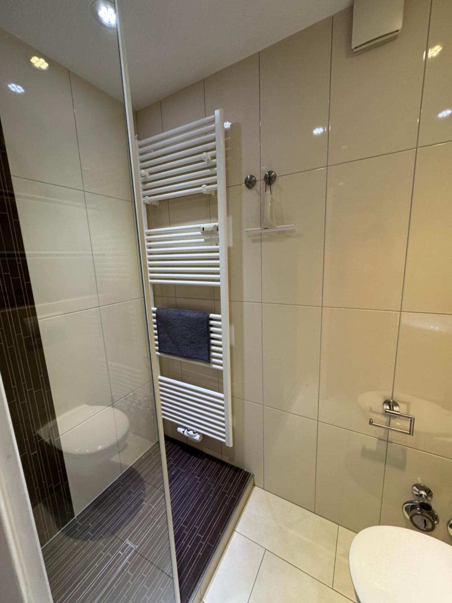 Traumhafte Ferienwohnung - Direkter Meerblick - 50M Zum Strand In Cuxhaven Duhnen In 1A Lage Im Haus Seehuette Esterno foto